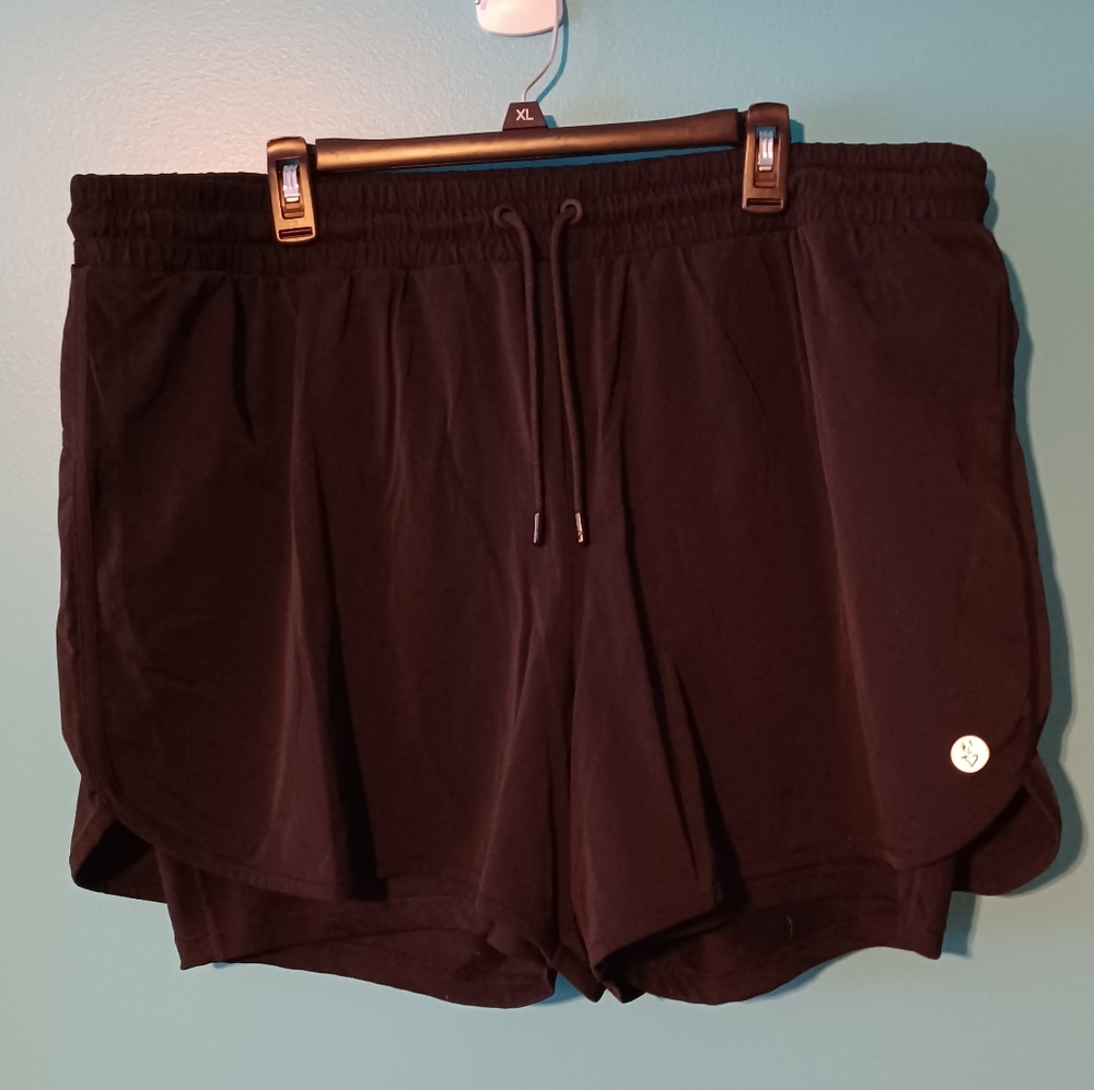 Torrid Active Size 3 shorts